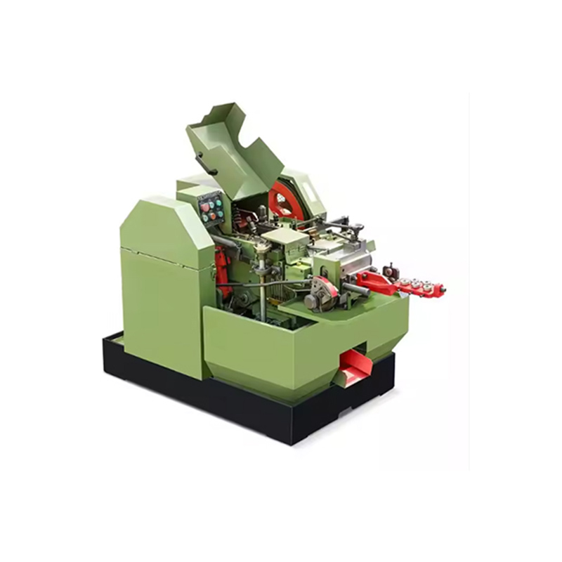 W jaki sposób maszyna do formowania na zimno części nitów osiąga wysoką wydajność produkcji elementów złącznych?