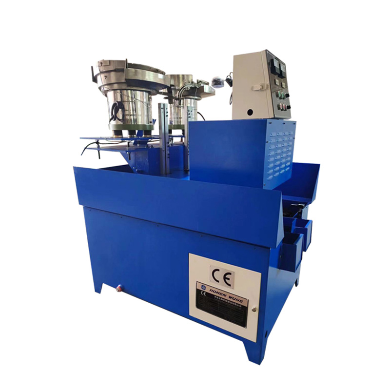 Maszyna do gwintowania kwadratowych nakrętek sześciokątnych